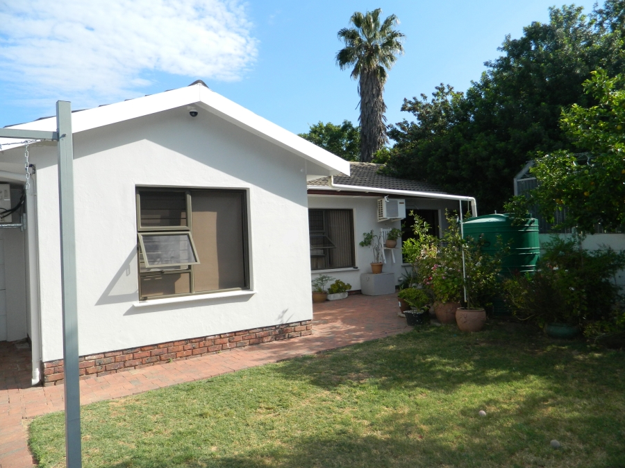 To Let 3 Bedroom Property for Rent in Paarl North Western Cape